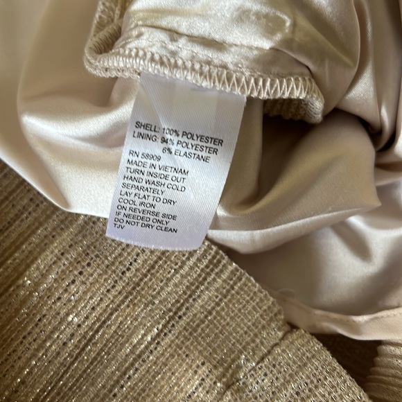 Alex Marie Elegant Gold Sleeveless Dress - Picture 15 of 15